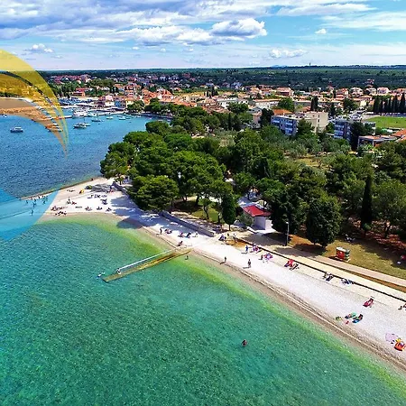 Nada 1683 * Fažana